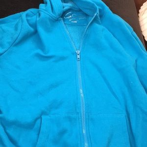 Zip up jacket! Long sleeves with hood!